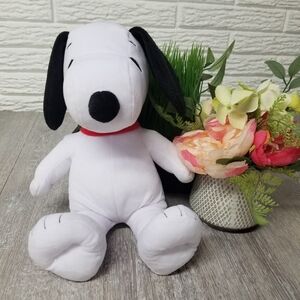 Snoopy Plushie